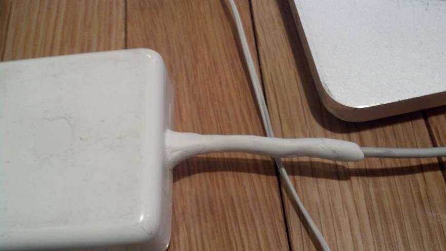 MagSafe Charger Reinforced
